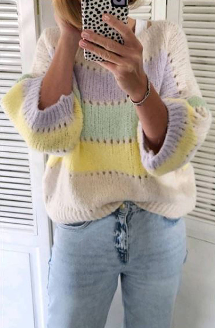 Yanika Block Contrast Light Knitted Jumper-Stone