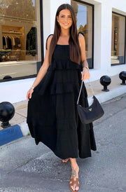 Angela Oversized Plain Tiered Maxi Dress-Black