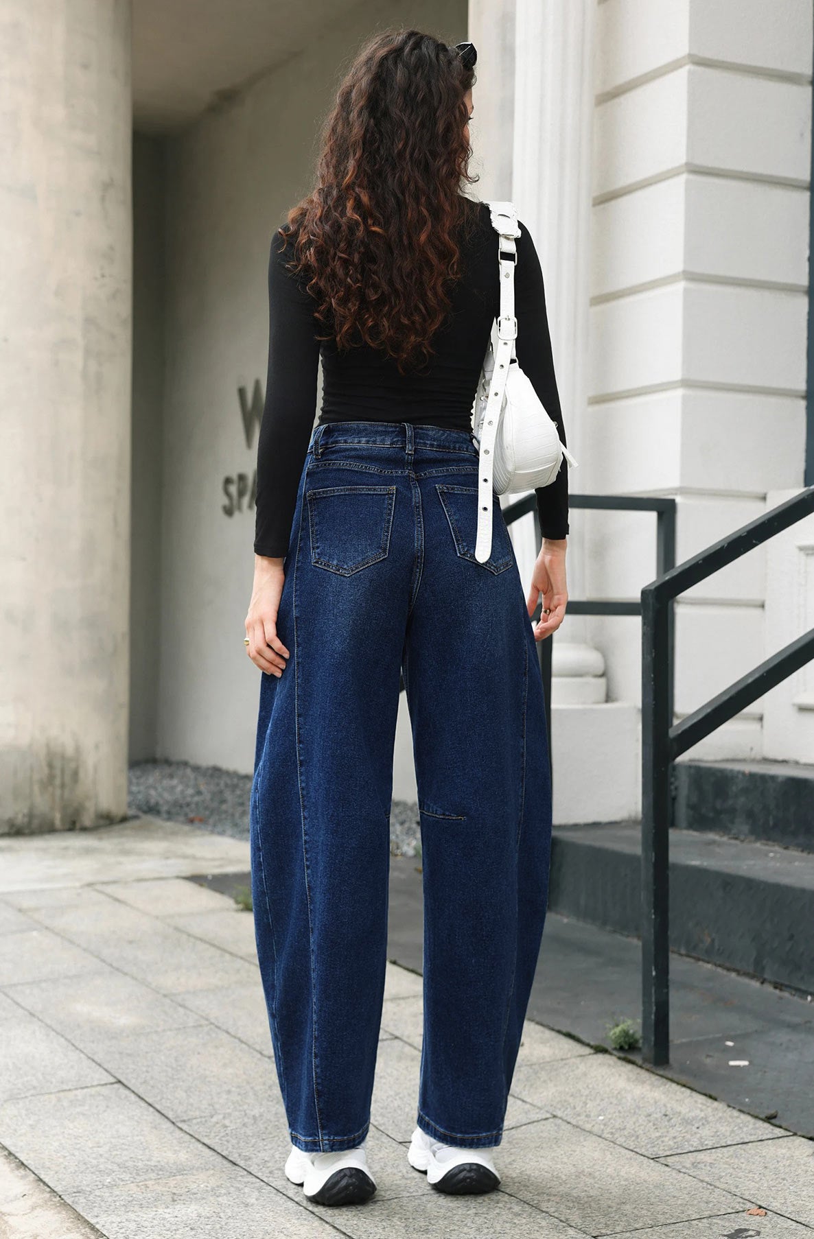 Runi Relaxed Balloon Fit Denim Jeans-Dark Blue