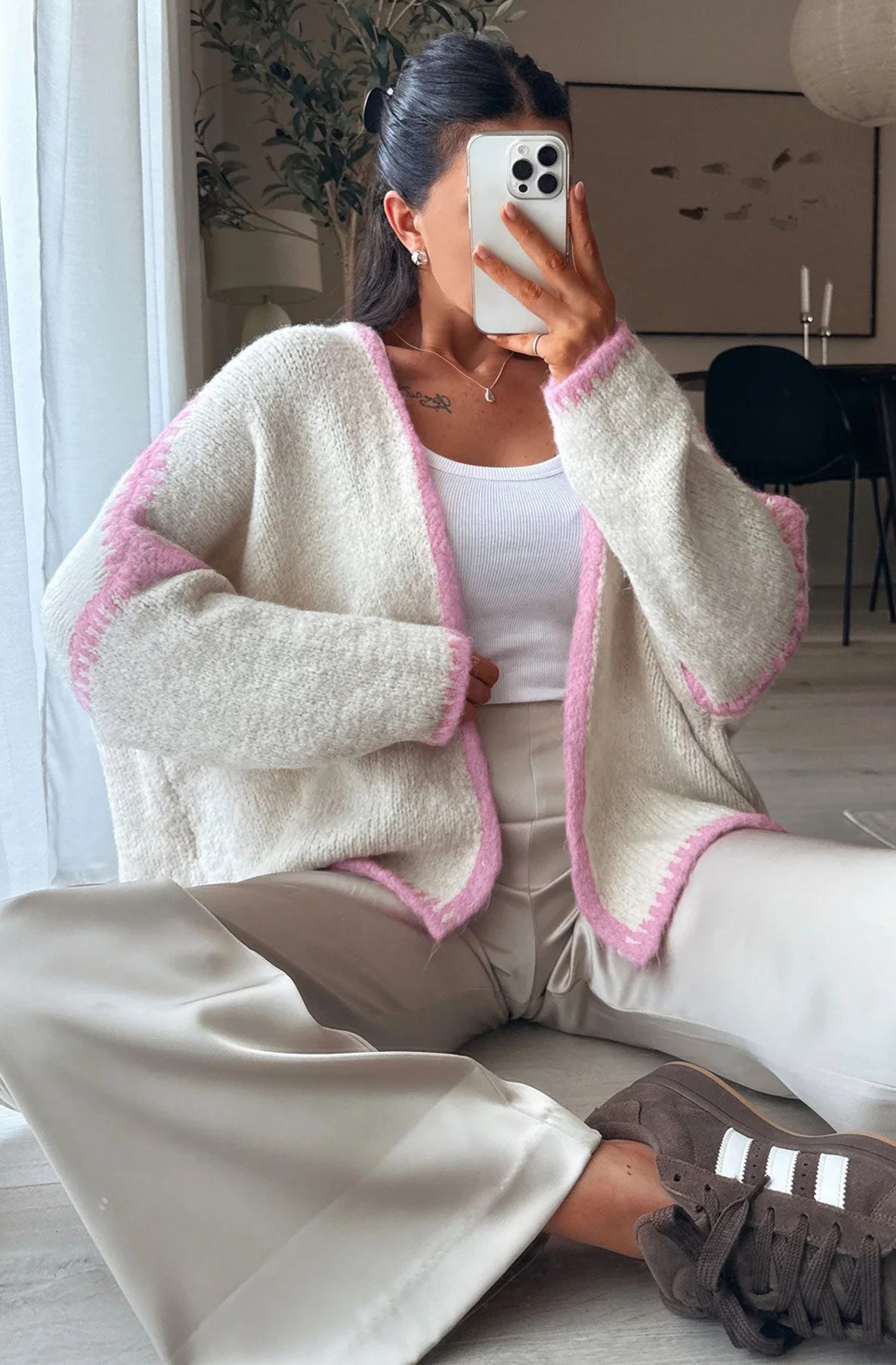 Shania Contrast Knitted Cardigan-Pink