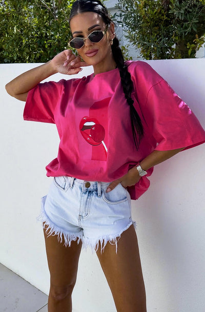 Viva Oversized Graphic Printed T. Shirt Top-Pink