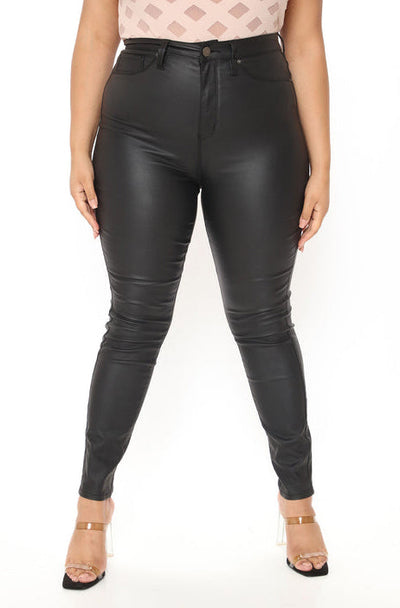 Jordan PLUS SIZE Leatherette Pocket Detail Trousers-Black