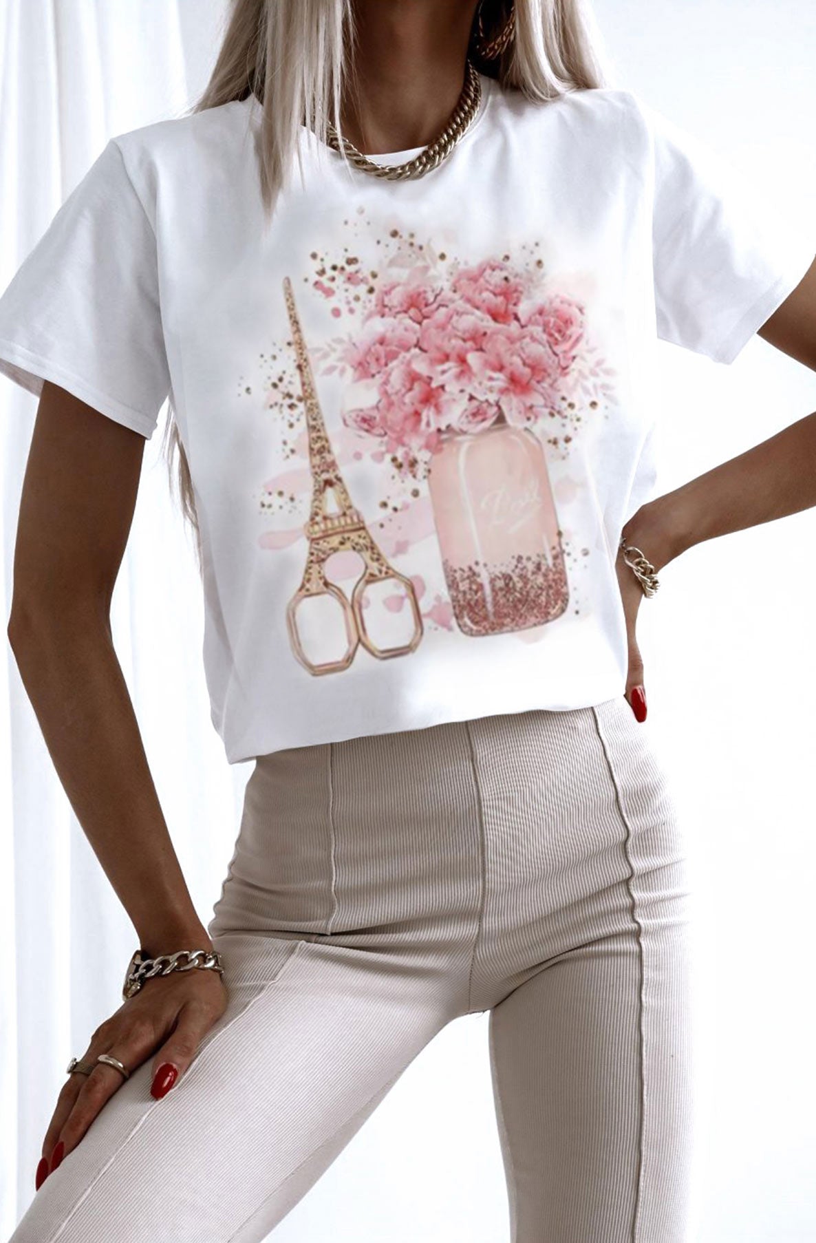 Noorie Eiffel Floral Graphic Printed T-shirt Top
